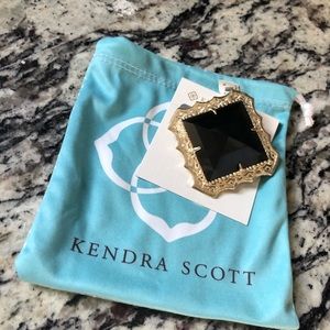 Kendra Scott Pin